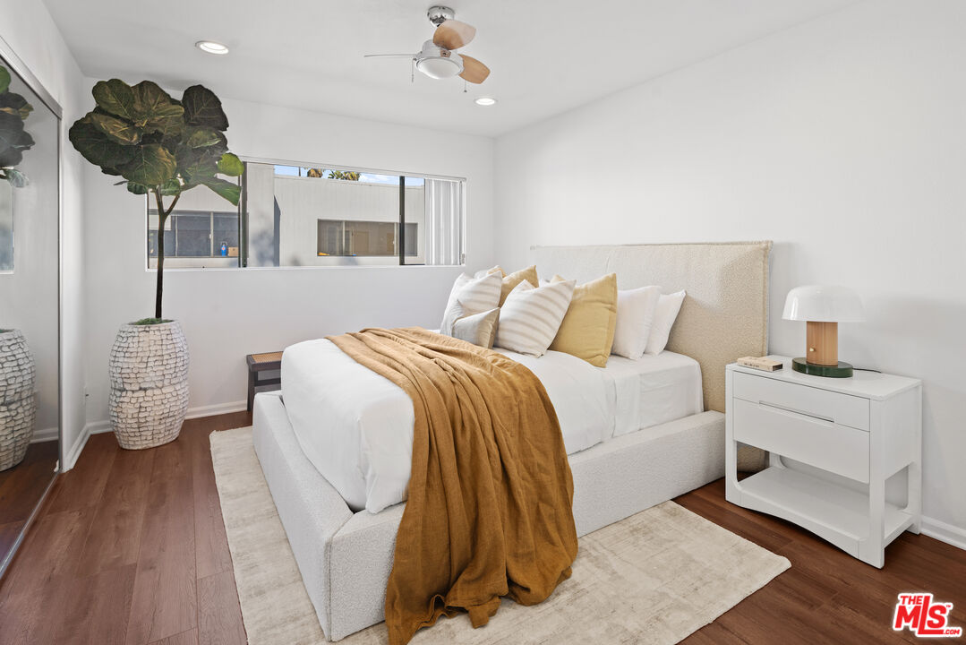 2500 Abbot Kinney Blvd Unit: 7