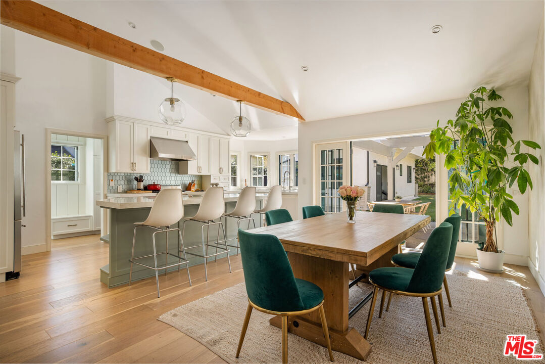 14664 Valley Vista Blvd