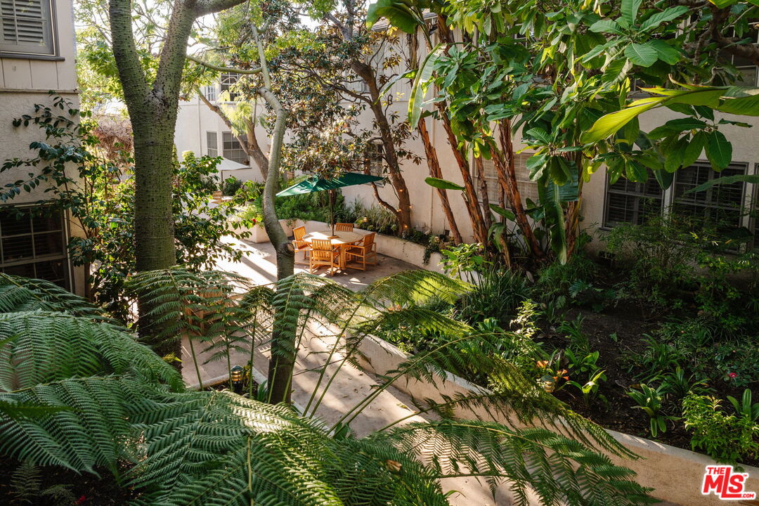 1528 Yale St Unit: 5