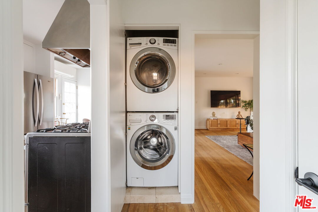 1528 Yale St Unit: 5