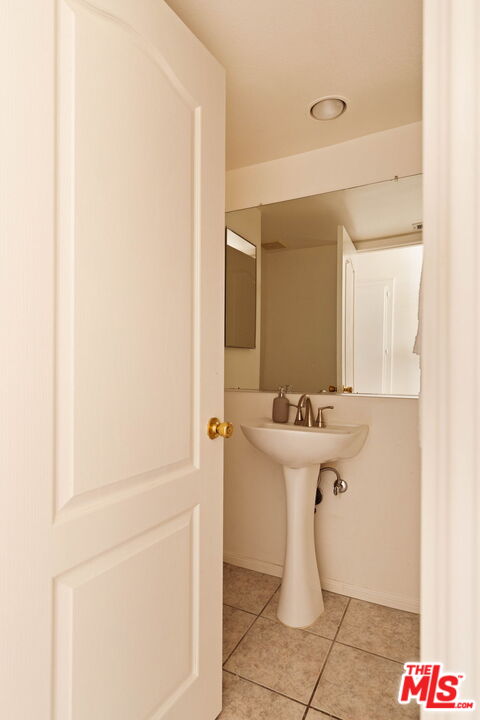 13030 Valleyheart Dr Unit: 119