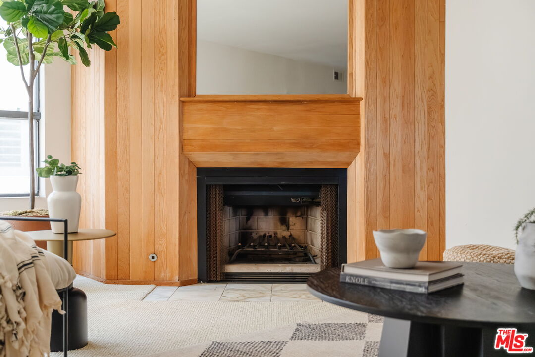 2219 S Bentley Ave Unit: 203