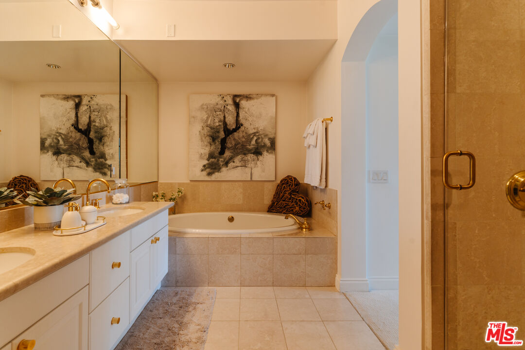 11847 Gorham Ave Unit: 302