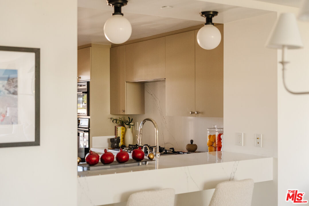 11847 Gorham Ave Unit: 302