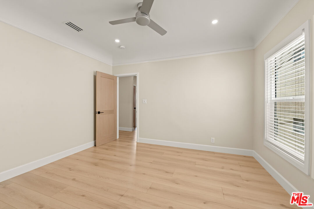 1117 S Wooster St Unit: 1119 1/2