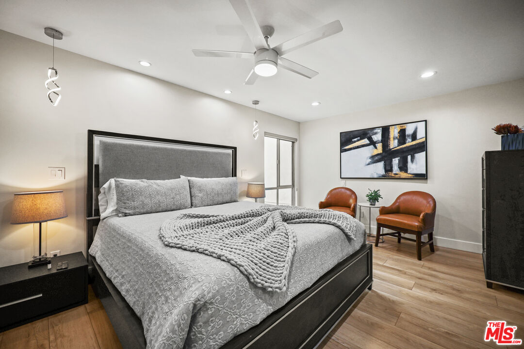 1045 N Kings Rd Unit: 108