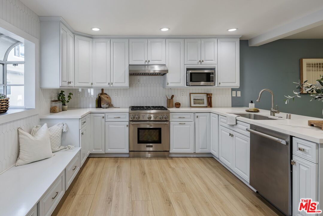 4752 La Villa Marina Unit: F