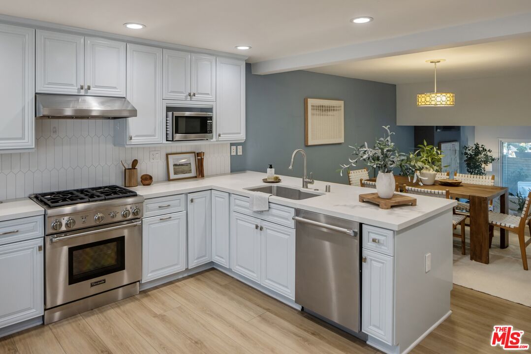 4752 La Villa Marina Unit: F