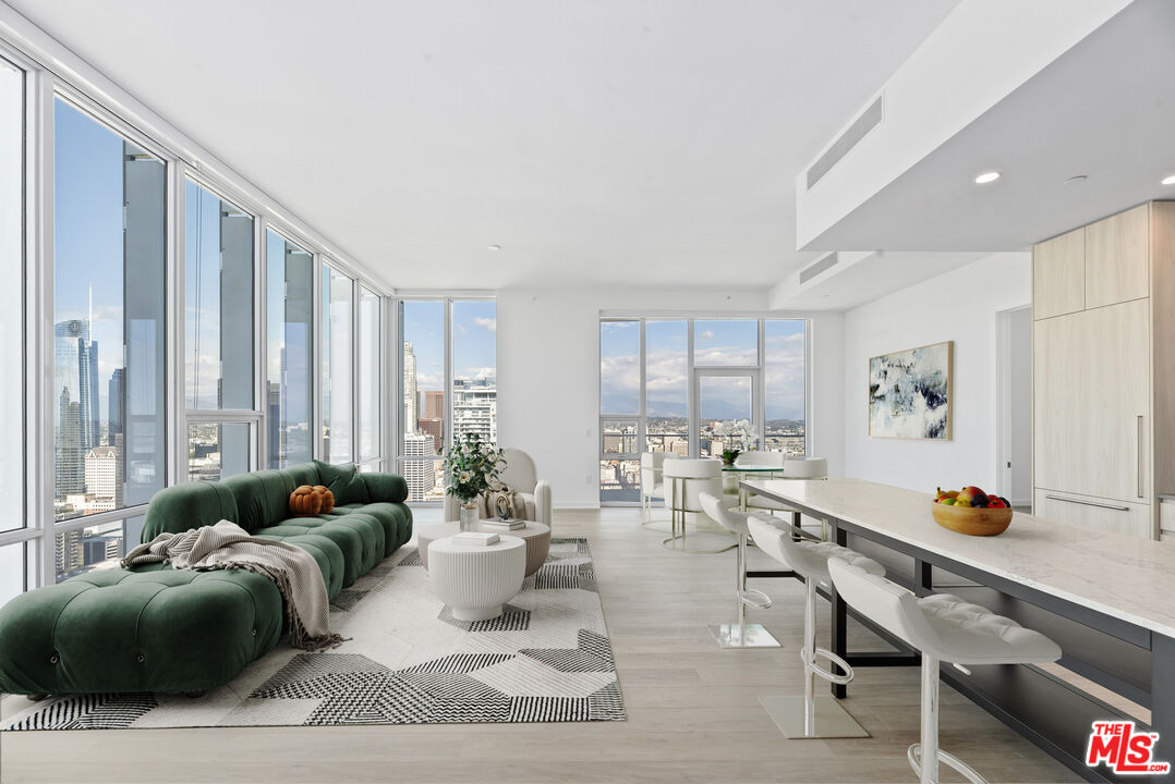 230 W Olympic Blvd Unit: 4703