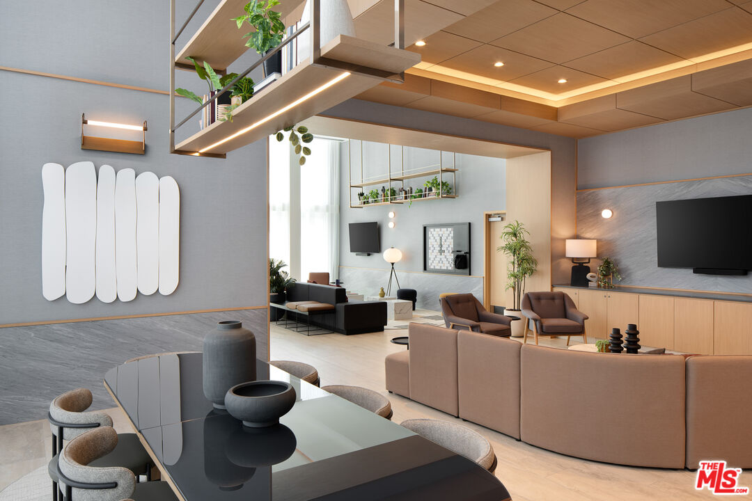 230 W Olympic Blvd Unit: 4705