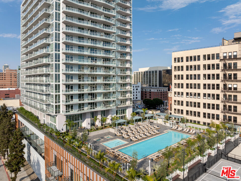 230 W Olympic Blvd Unit: 4705