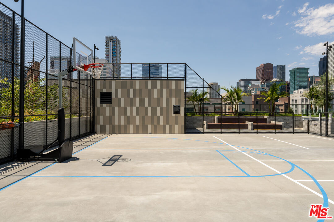 230 W Olympic Blvd Unit: TH 504