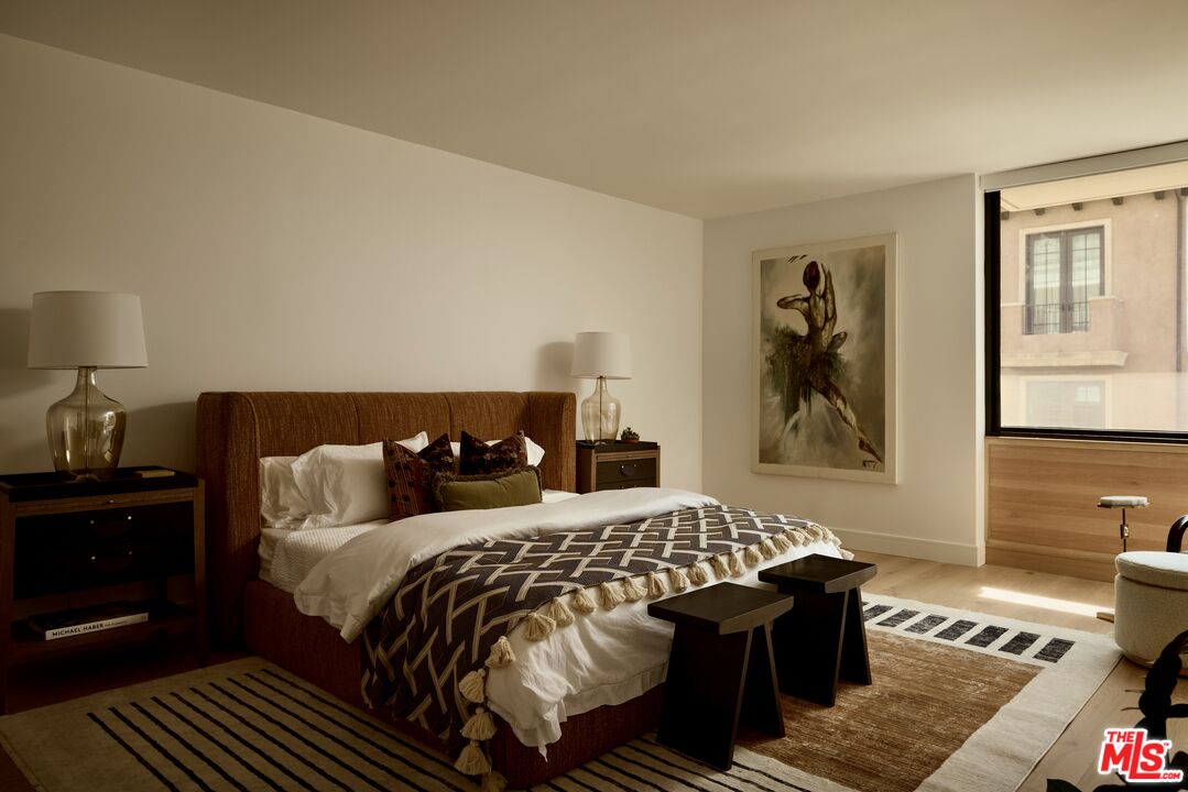 211 S Spalding Dr Unit: 110N