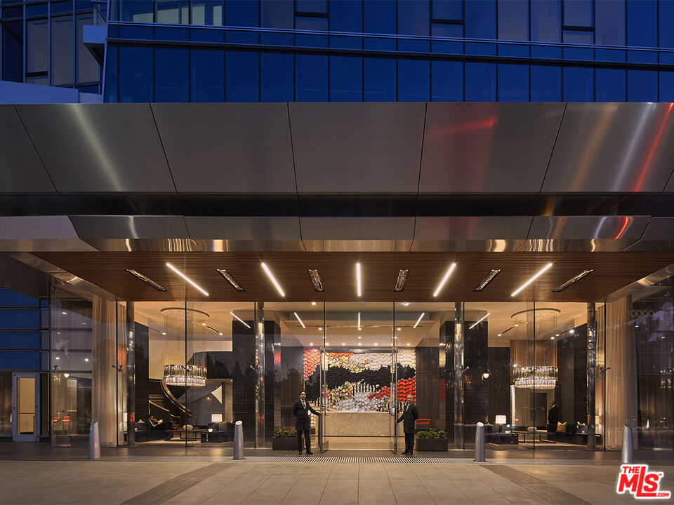 10000 Santa Monica Blvd Unit: 1003