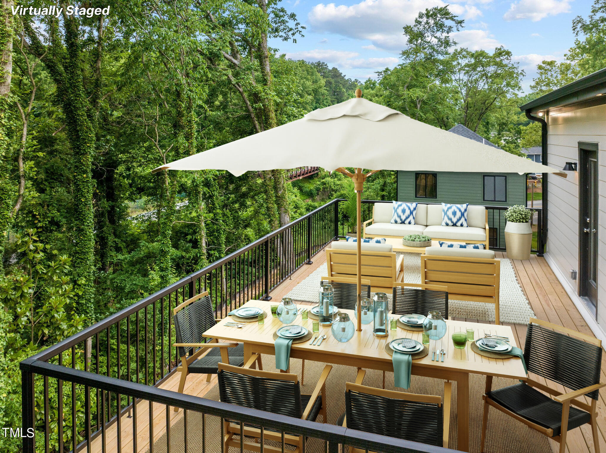 100 B Masondale Avenue