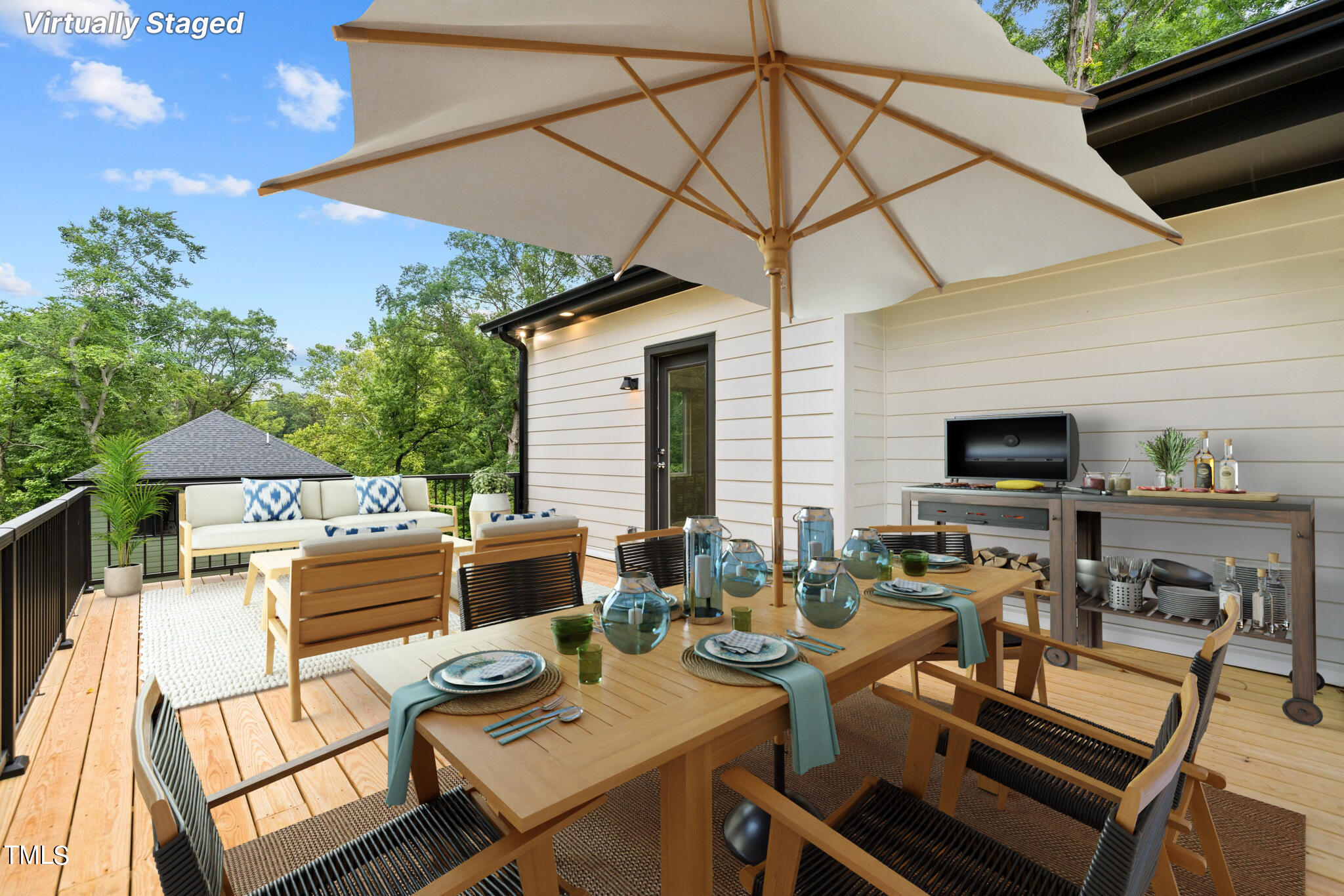 100 B Masondale Avenue