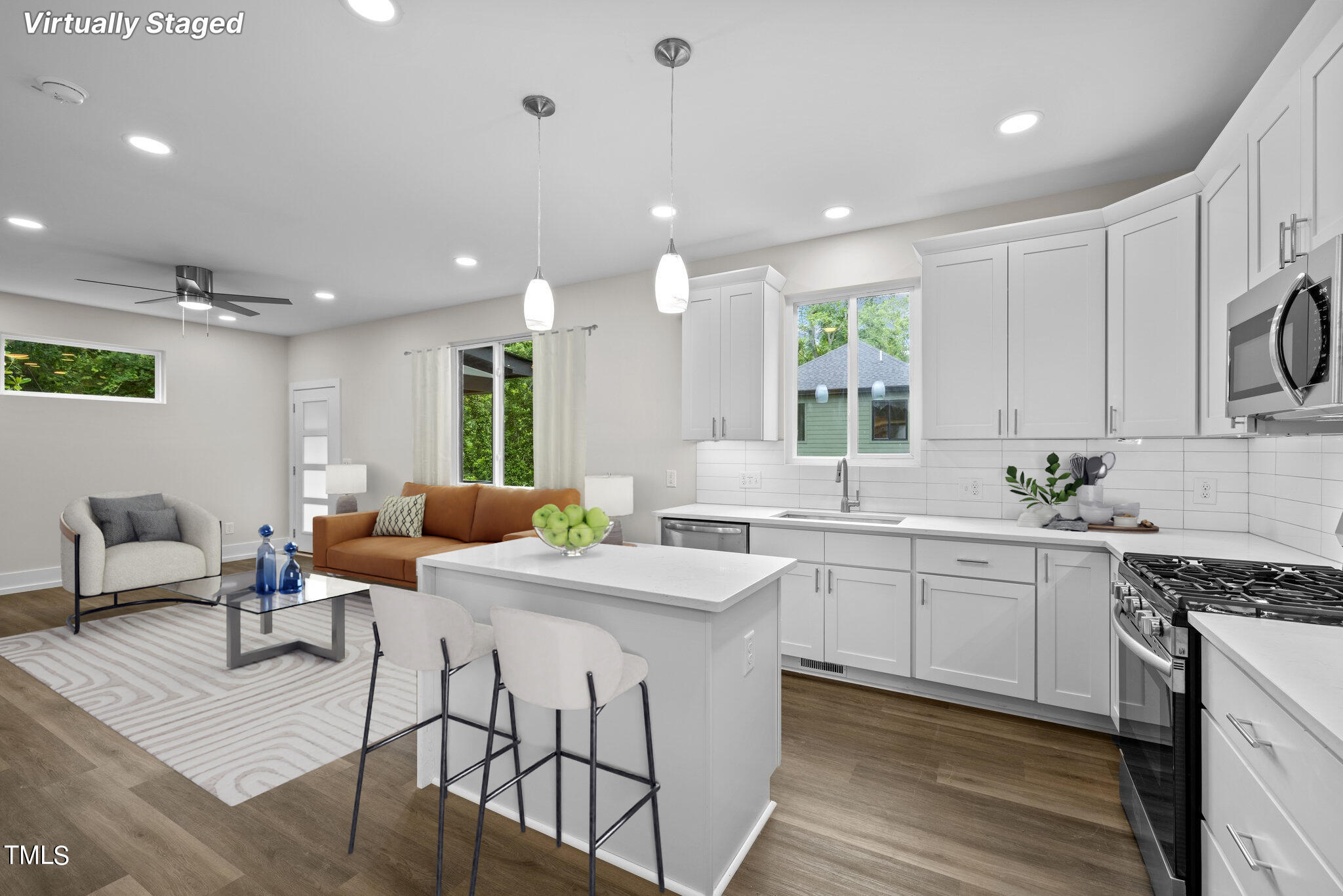 100 B Masondale Avenue