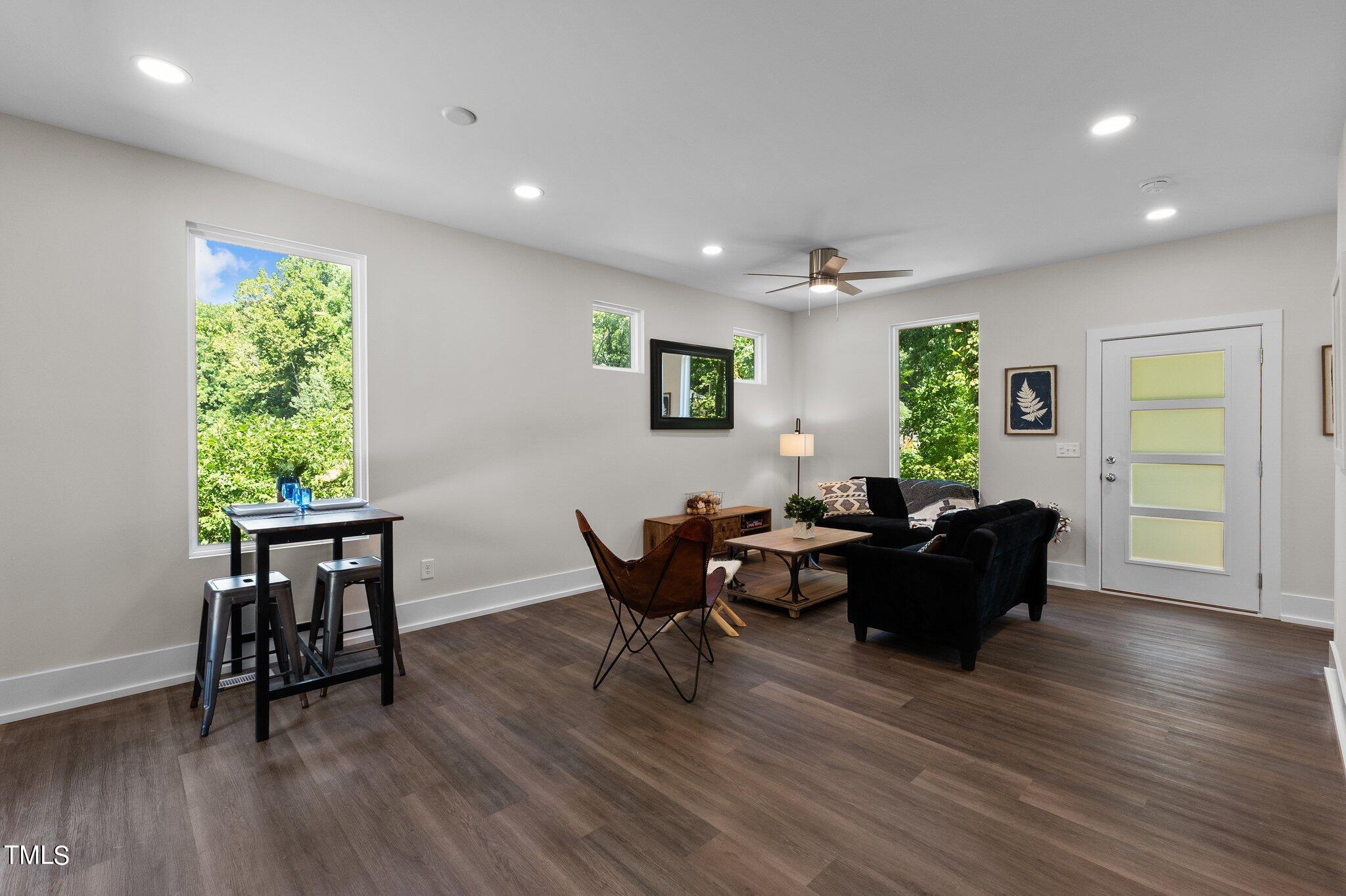 100 A Masondale Avenue