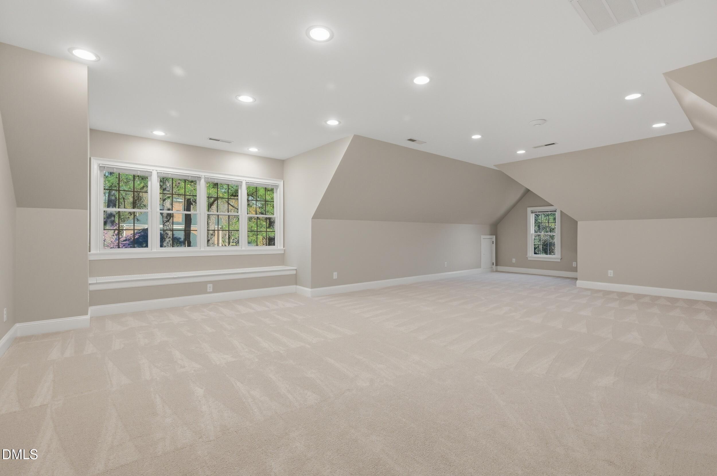 3424 Broomfield Terrace