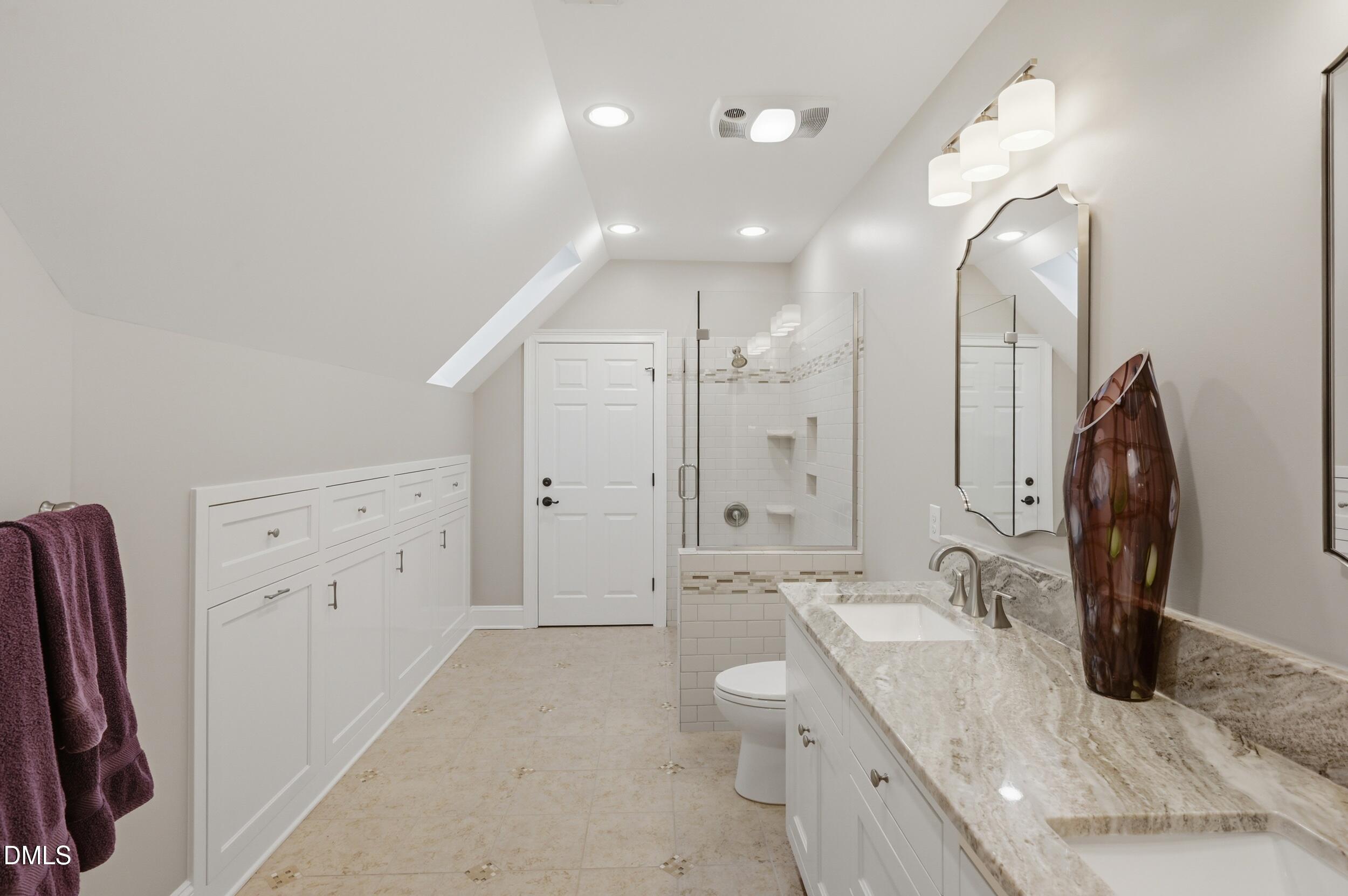 3424 Broomfield Terrace