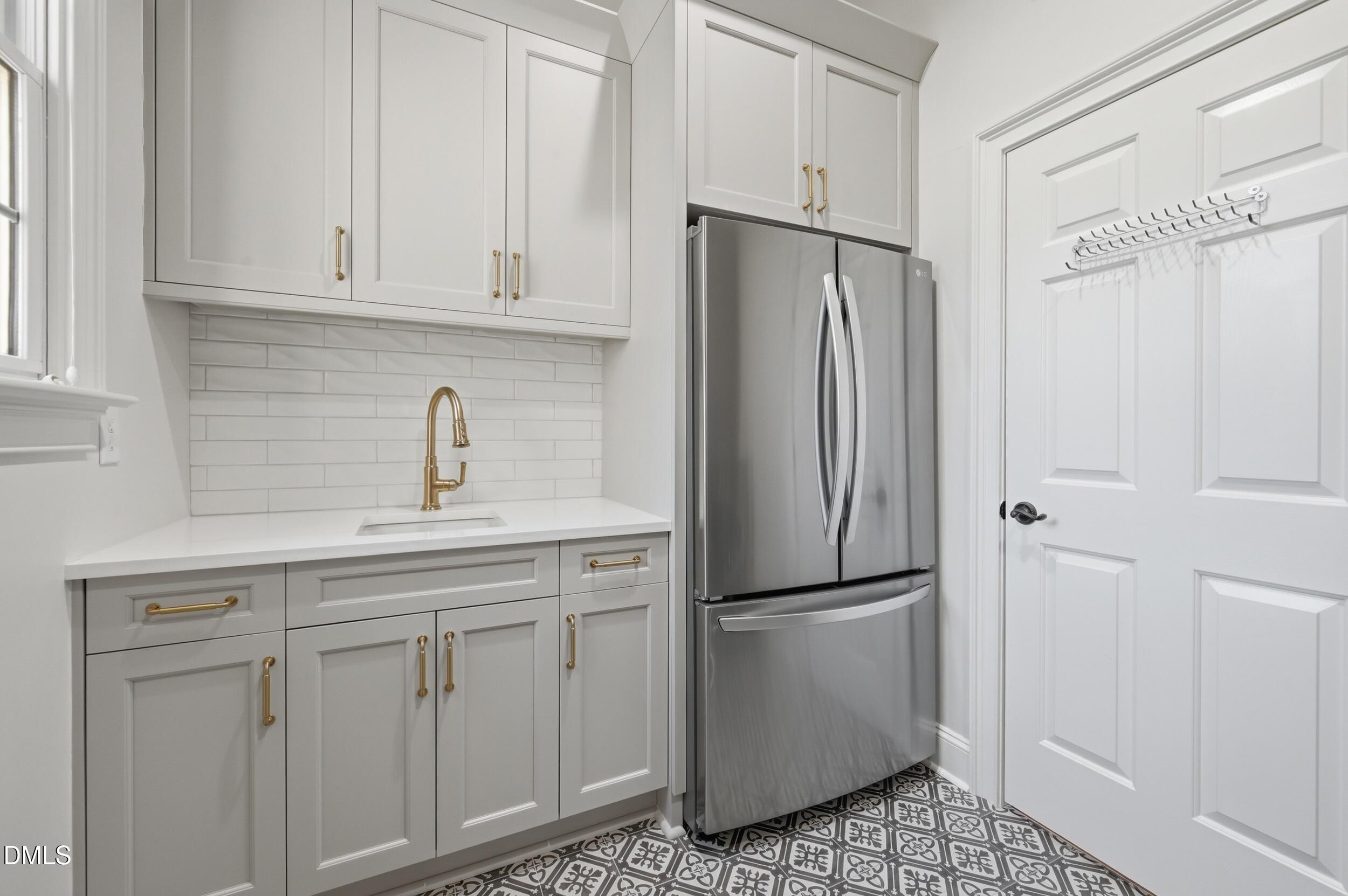 3424 Broomfield Terrace