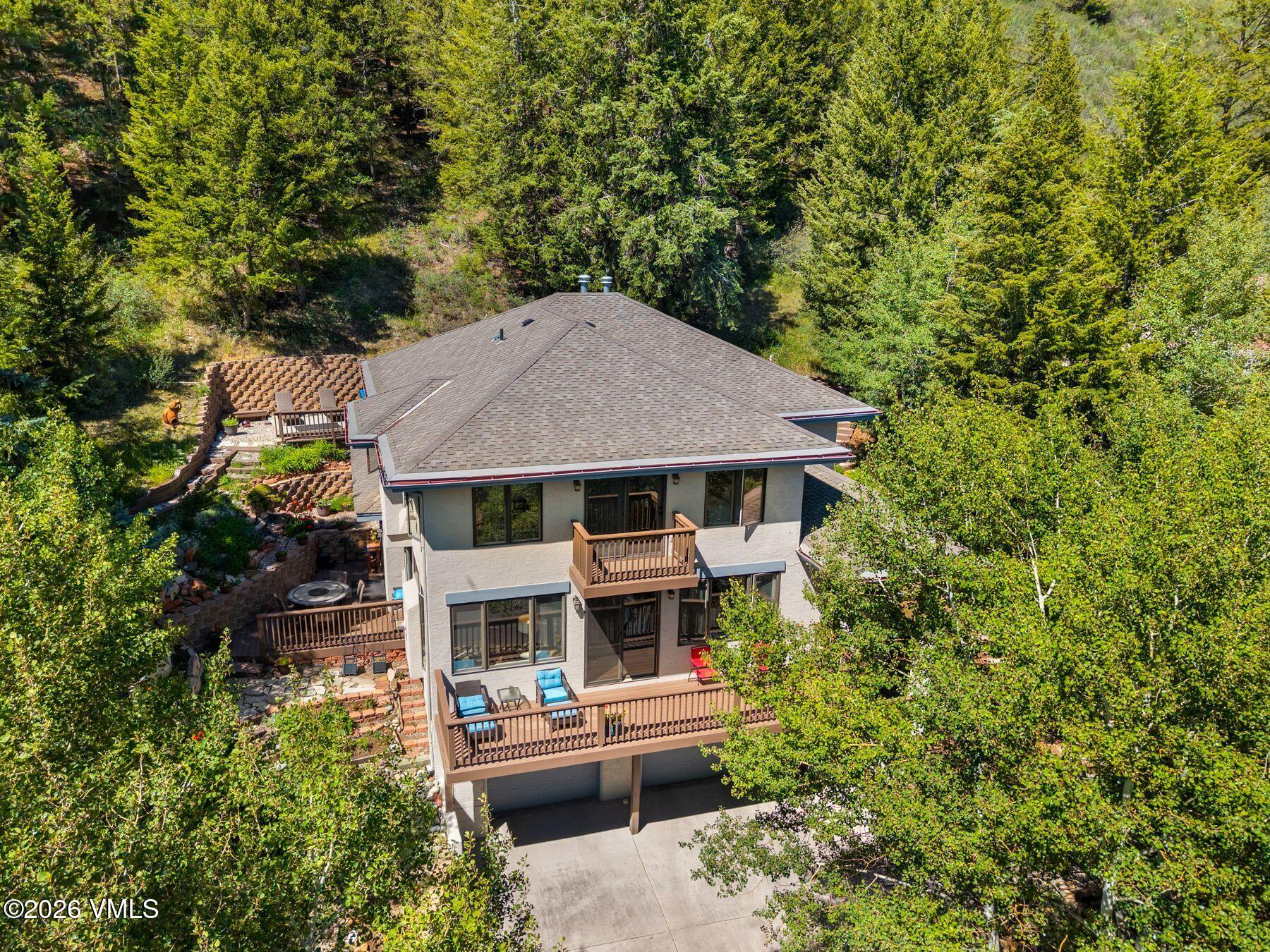 1402 Deer Boulevard
