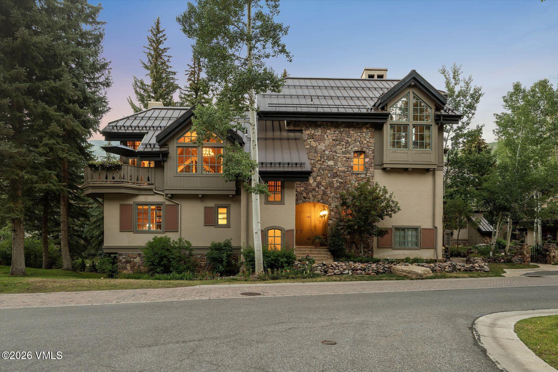 63 Willow Place # 1