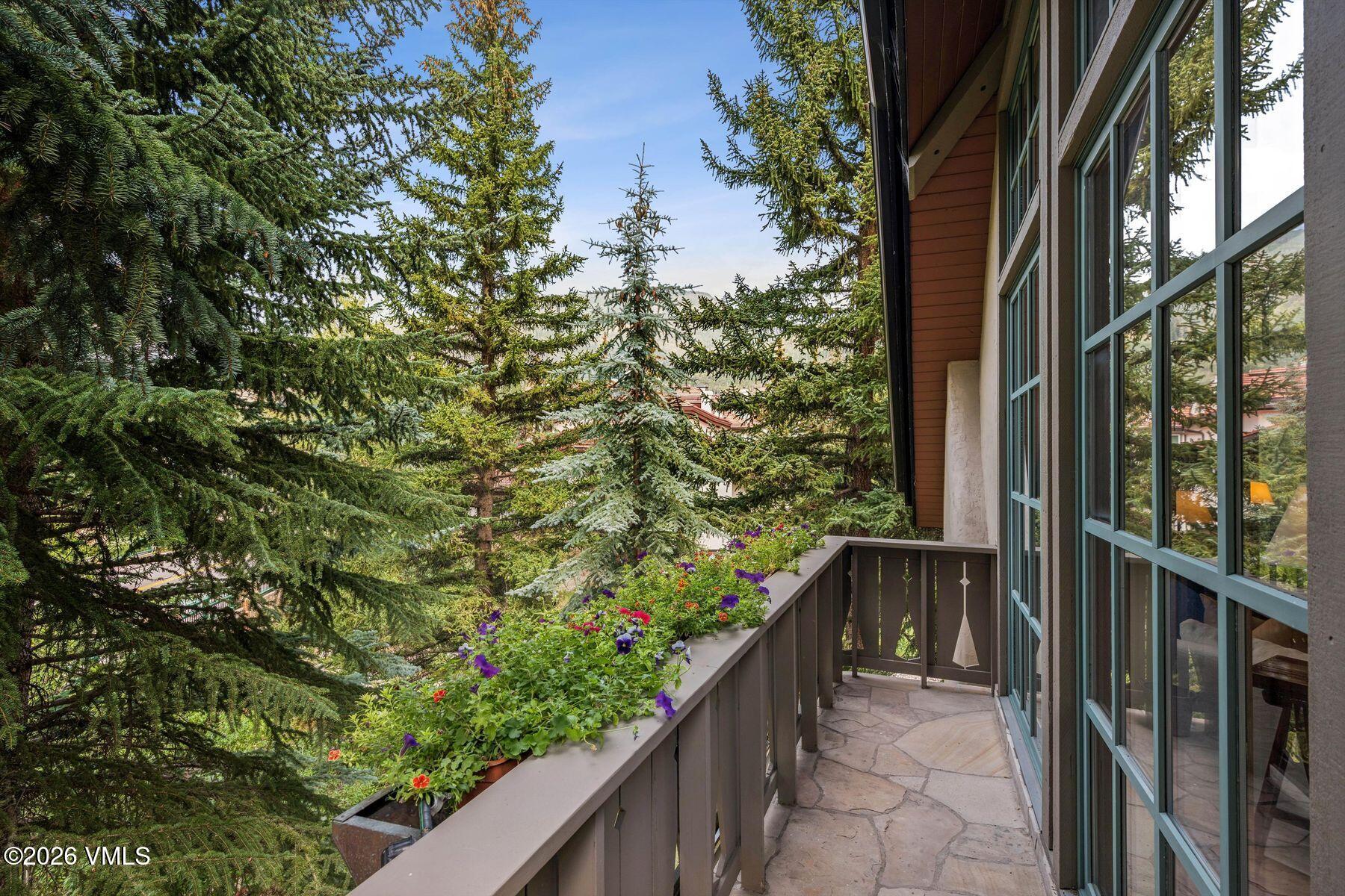 63 Willow Place # 1