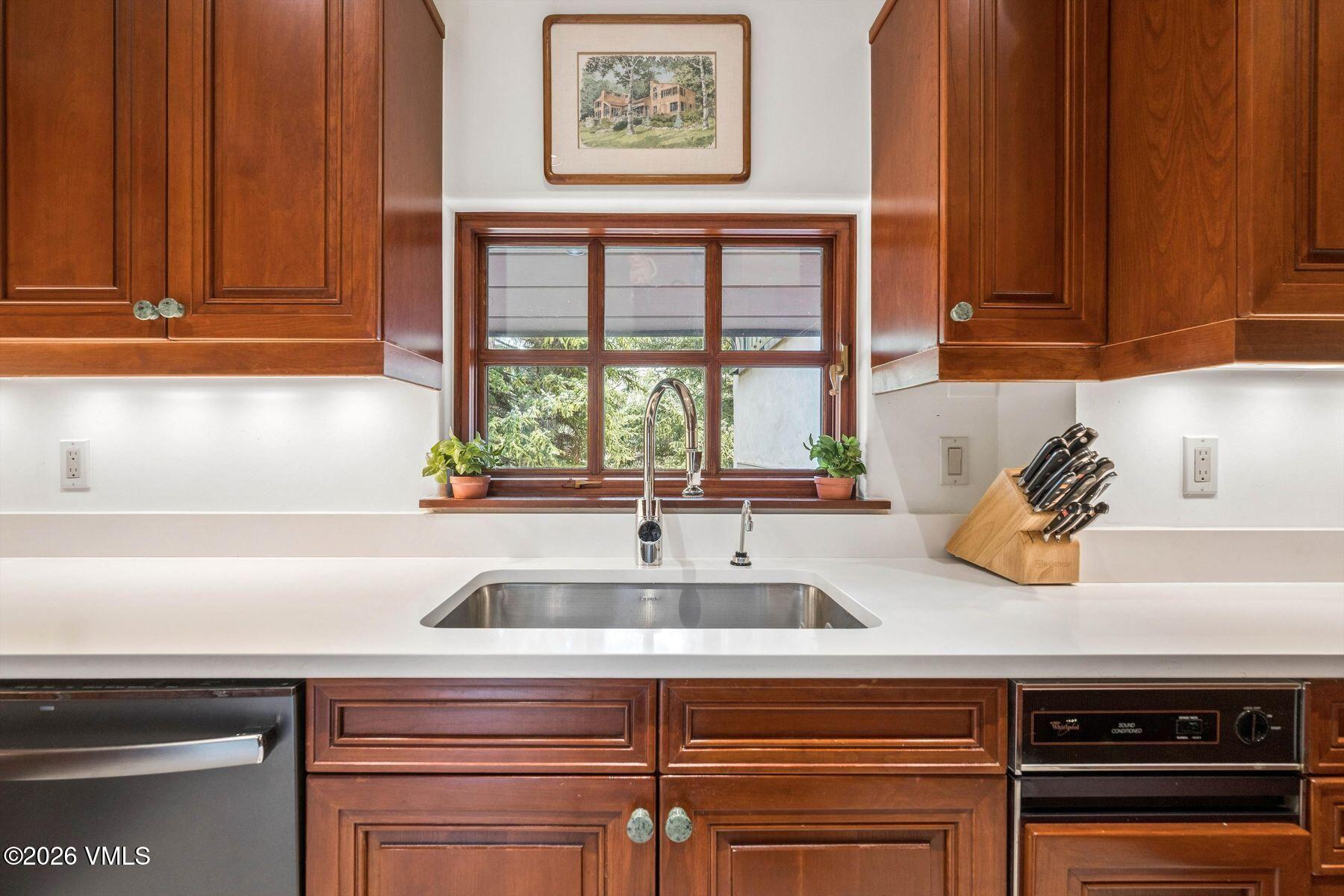 63 Willow Place # 1