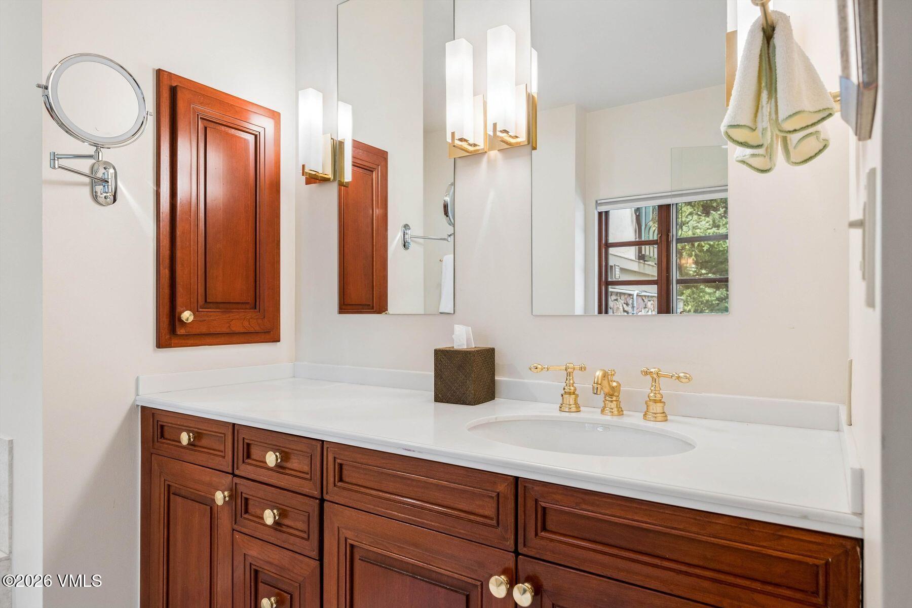 63 Willow Place # 1