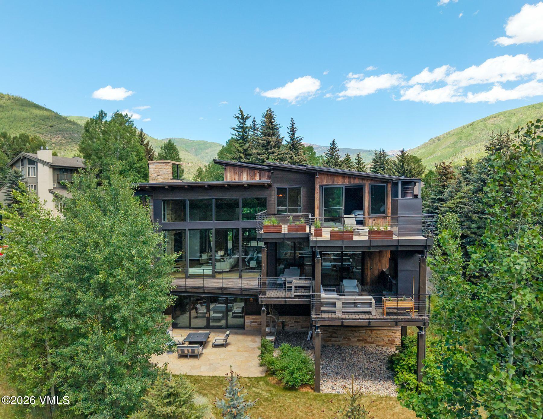2440 Chamonix Lane