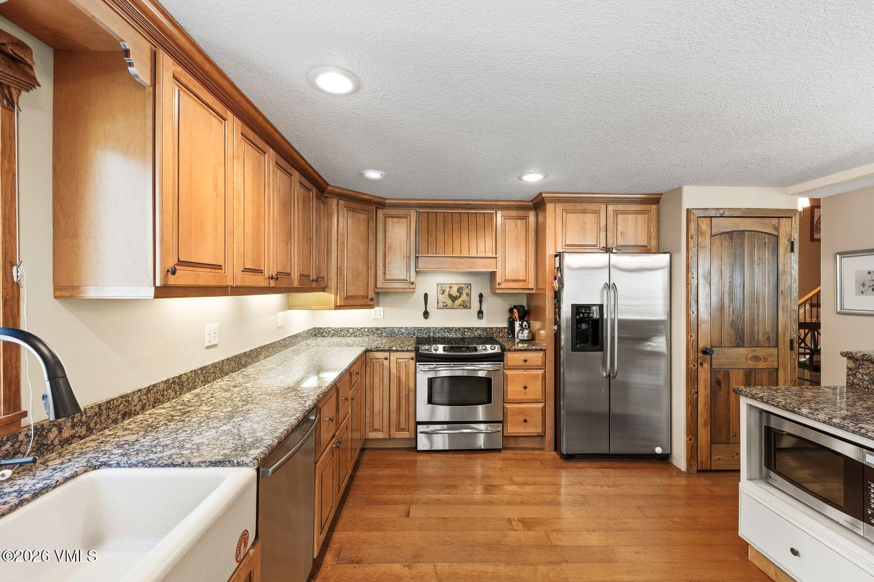 4496 Meadow Drive 406