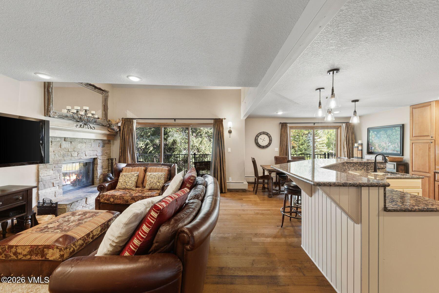 4496 Meadow Drive 406
