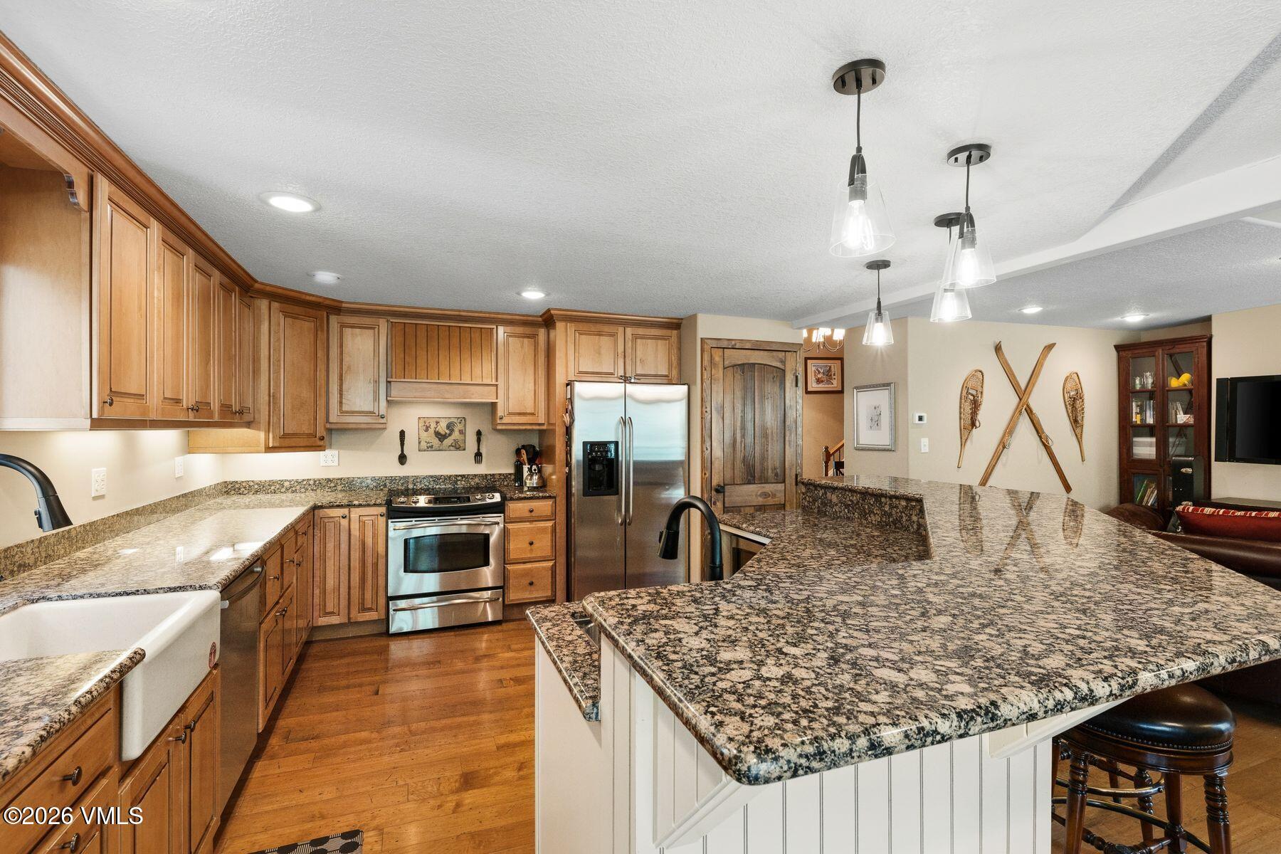 4496 Meadow Drive 406