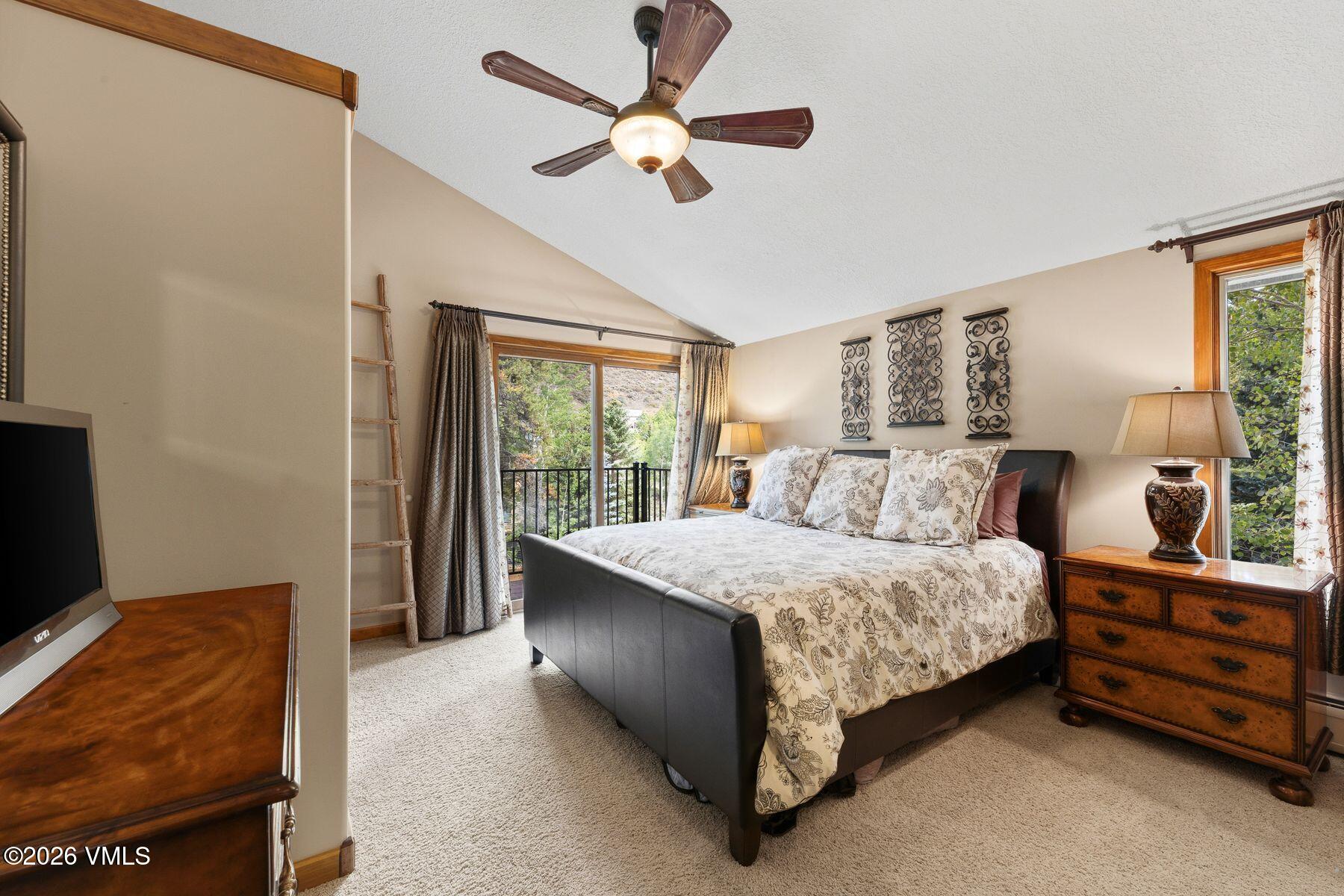 4496 Meadow Drive 406