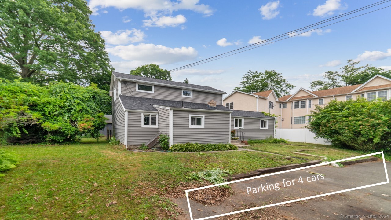 114 Castle Avenue