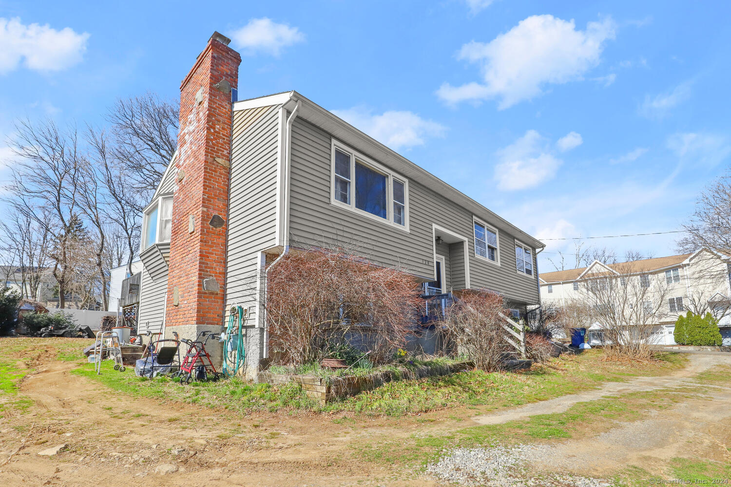 128 Castle Avenue