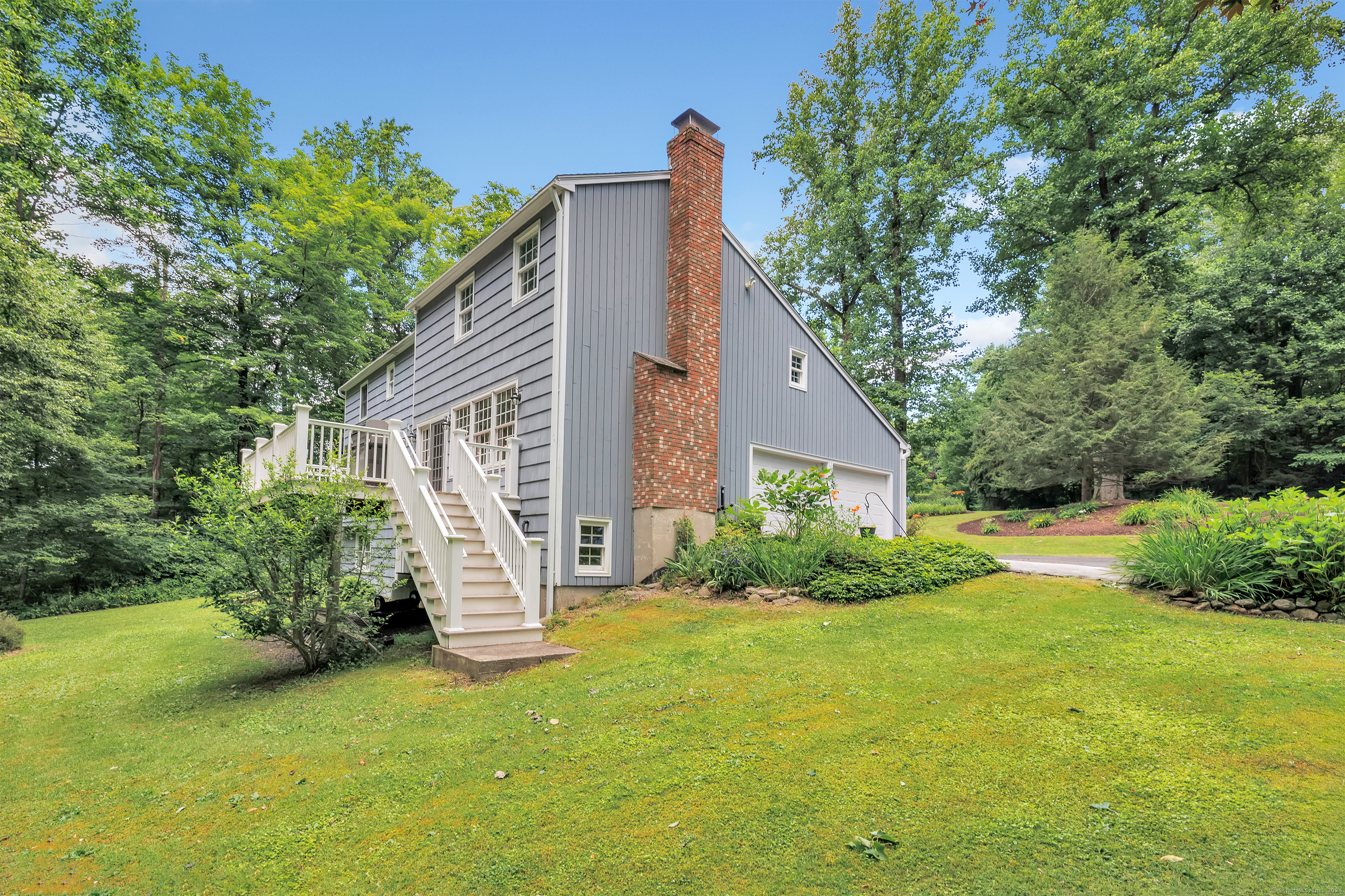 53 Holly Place