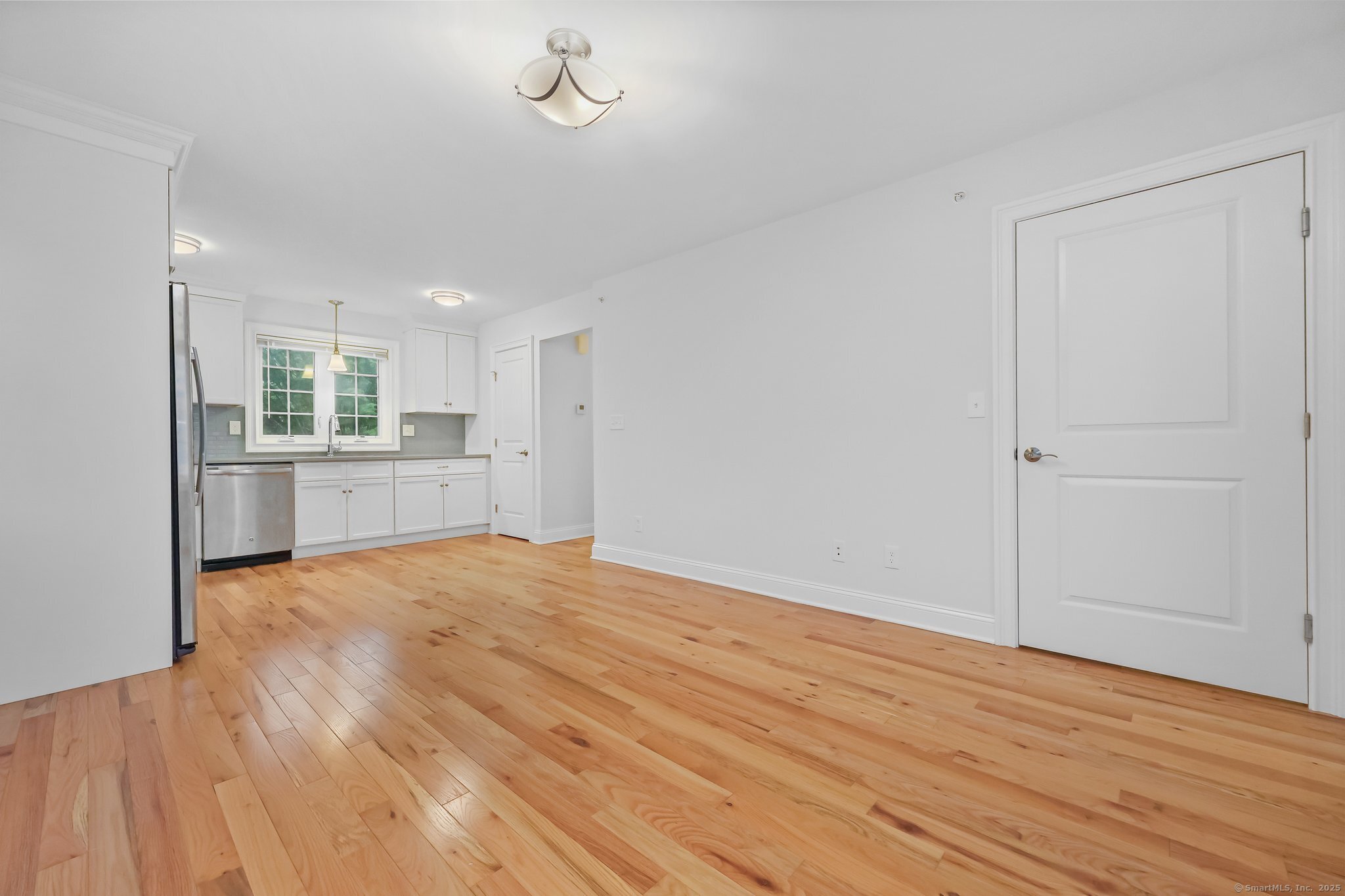8 Bloomfield Drive