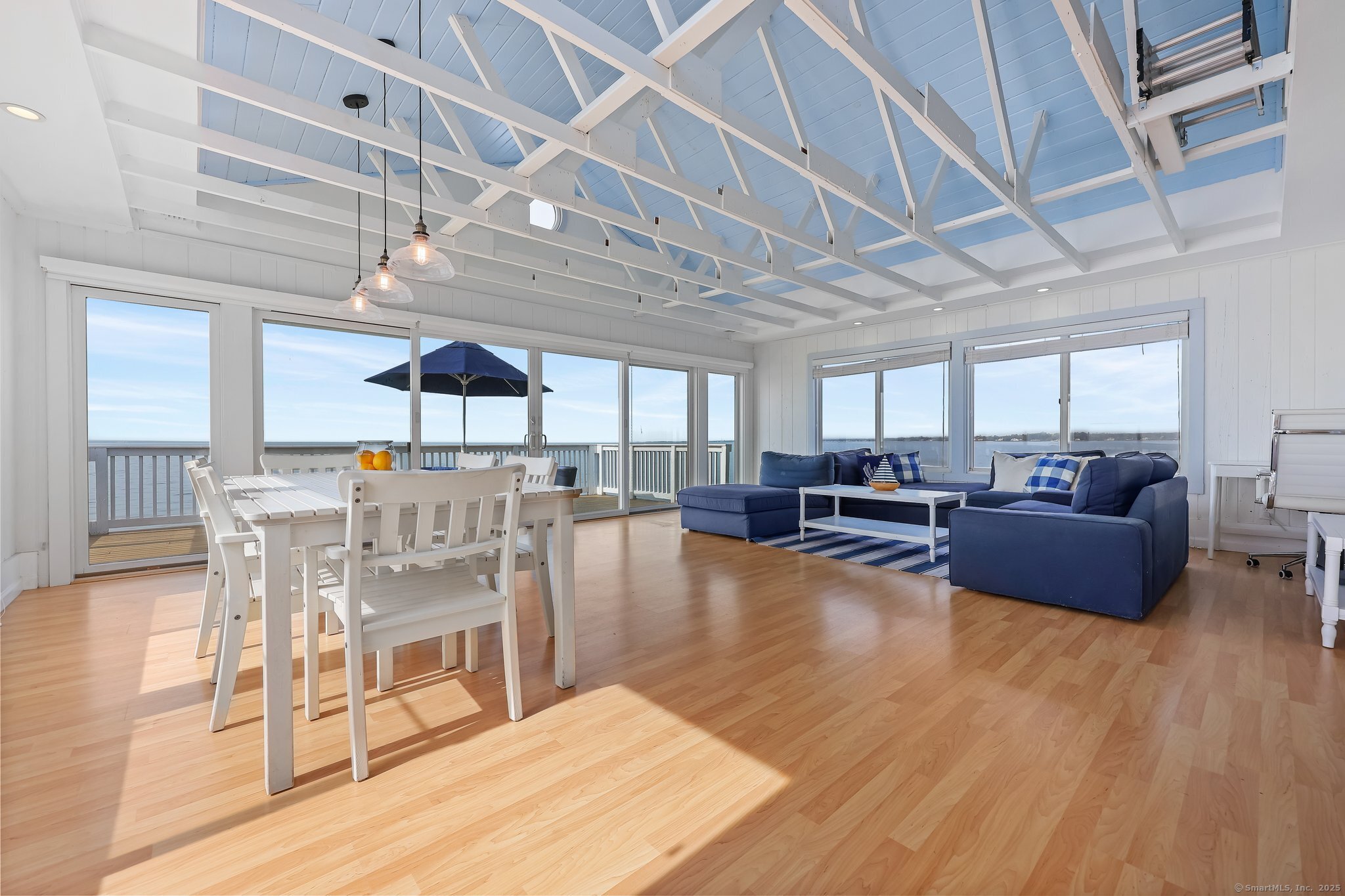 2167 Fairfield Beach Road