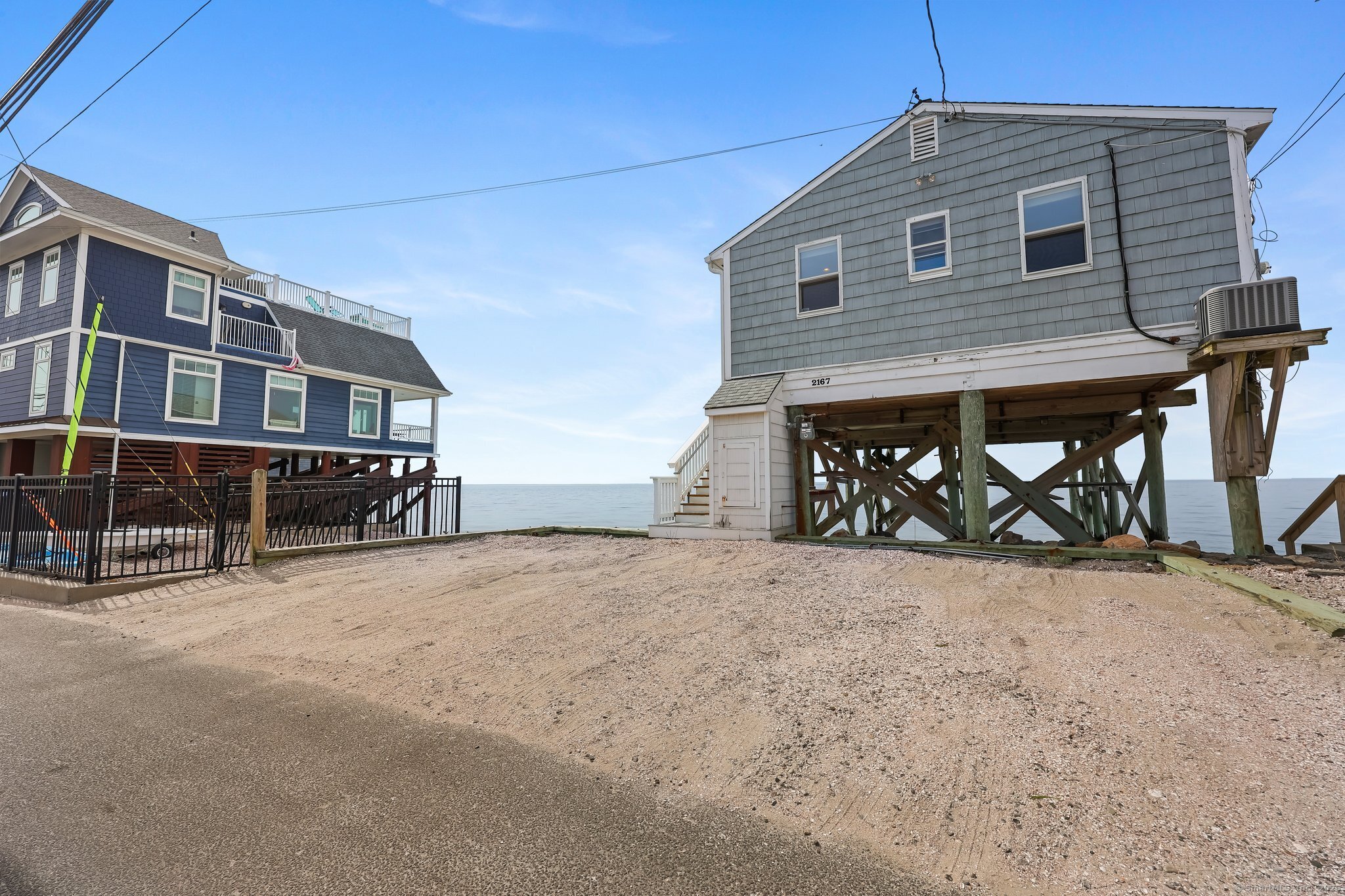 2167 Fairfield Beach Road