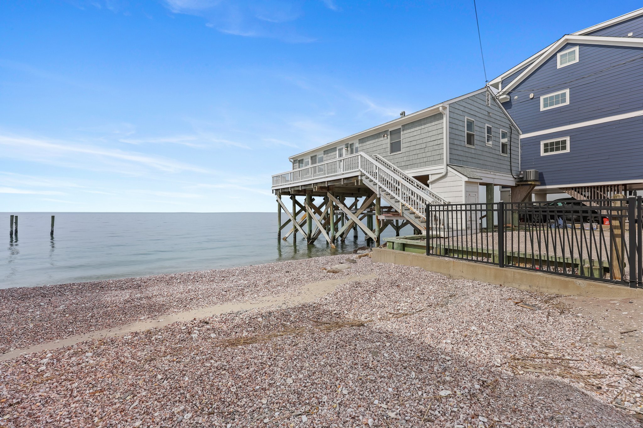 2167 Fairfield Beach Road