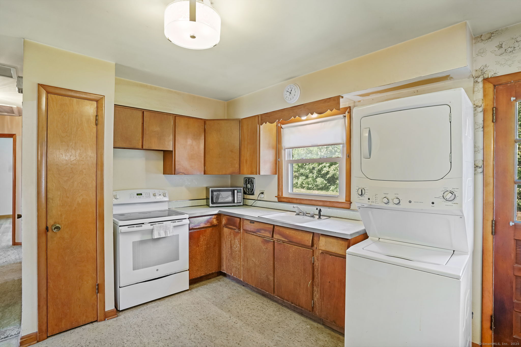 270 Oakwood Drive