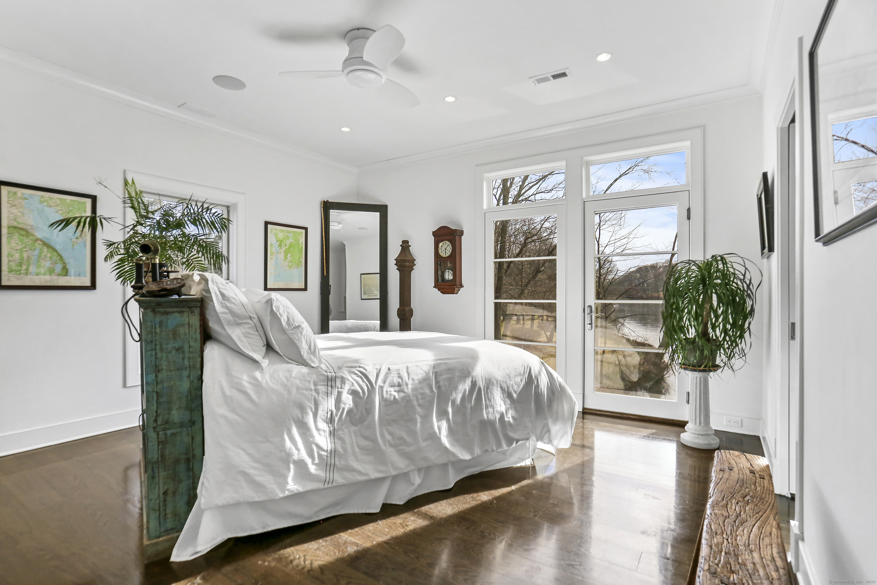 47 Woodside Avenue