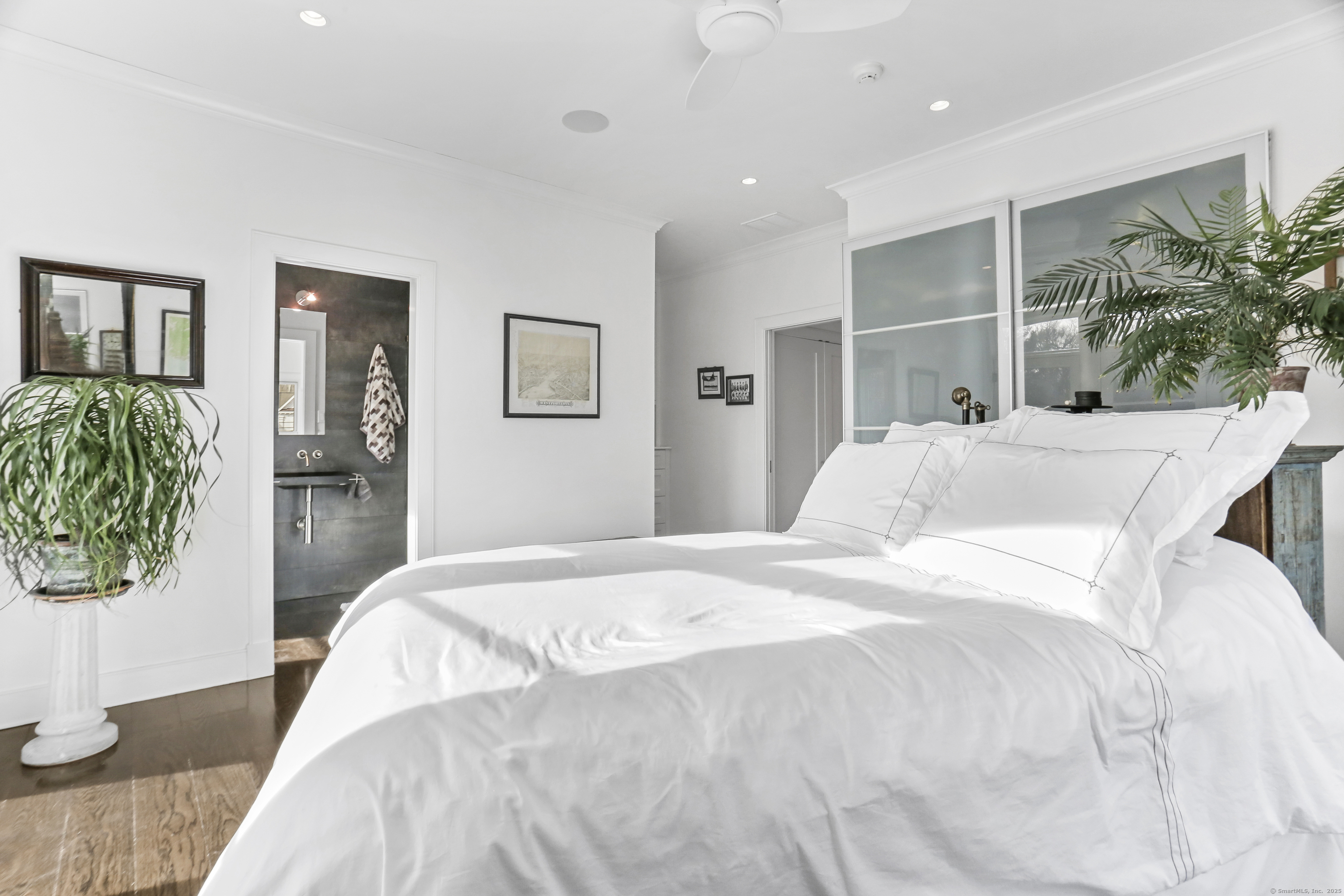 47 Woodside Avenue