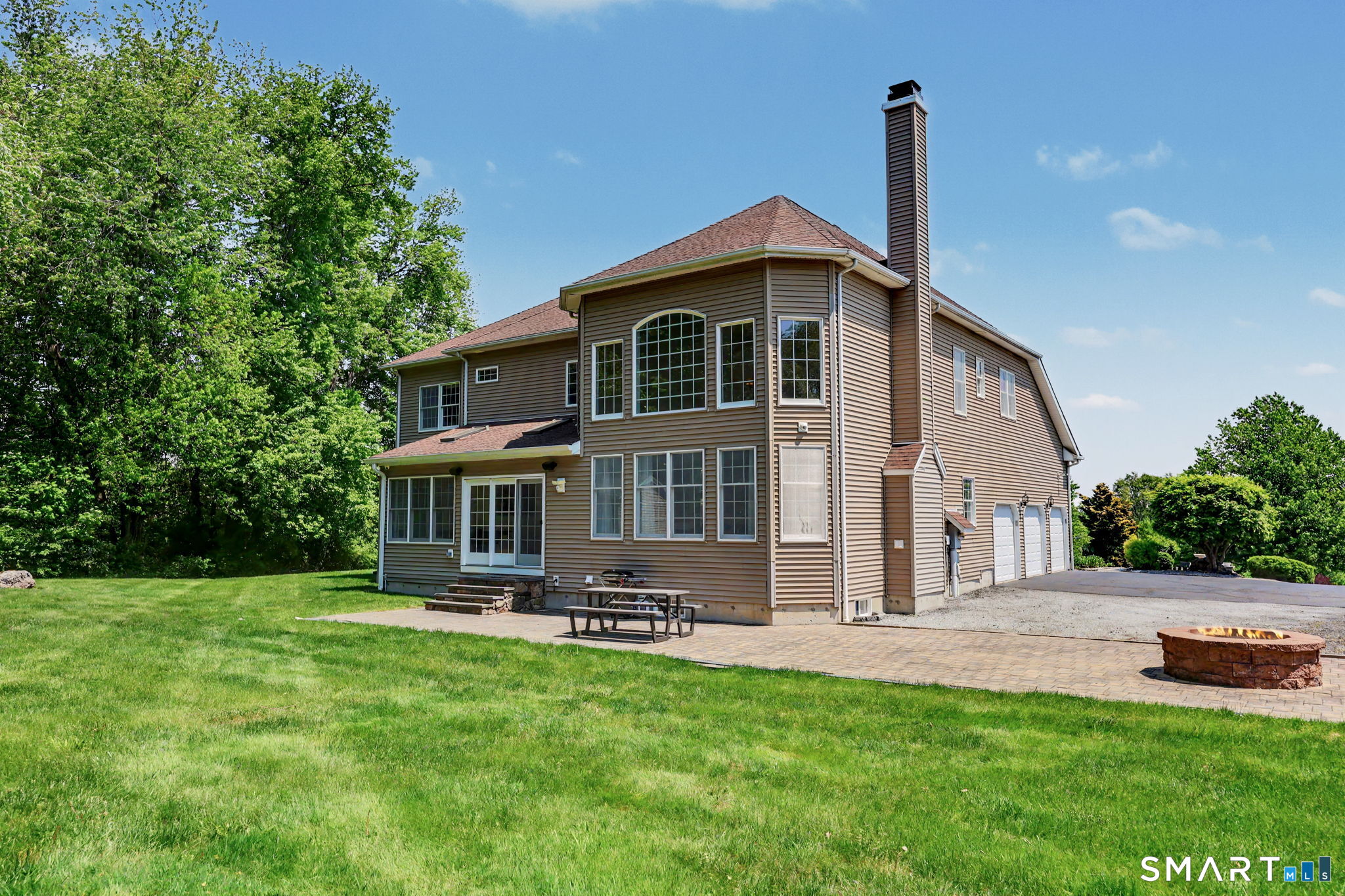 60 Wabuda Place