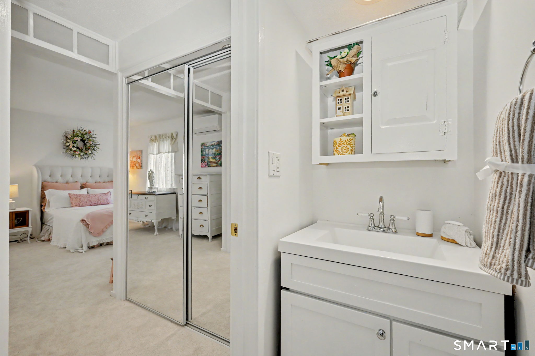 4 Heritage Circle Unit: A