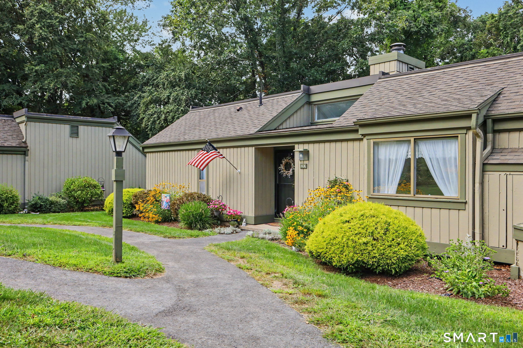 4 Heritage Circle Unit: A