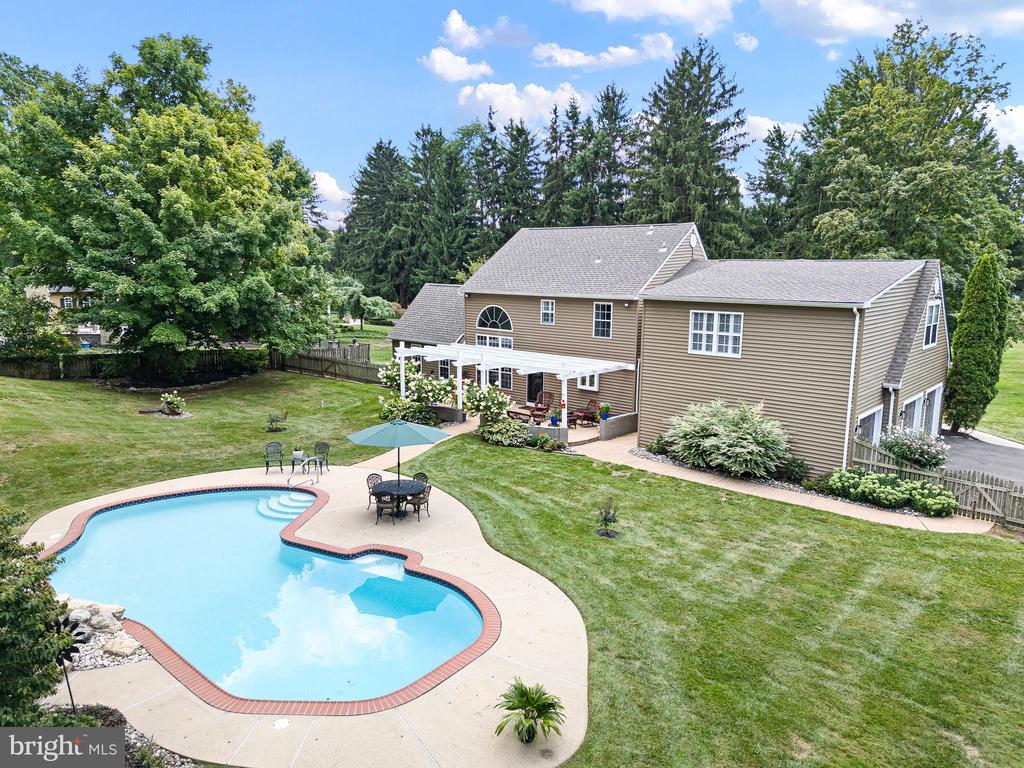 5240 CARVERSVILLE ROAD