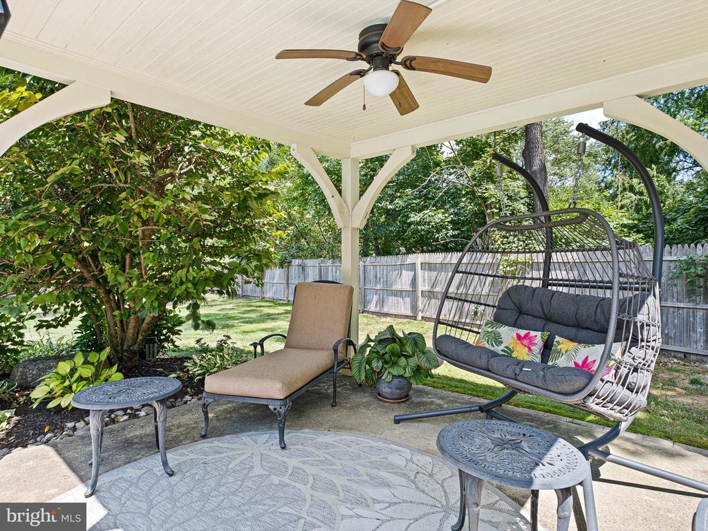 5240 CARVERSVILLE ROAD